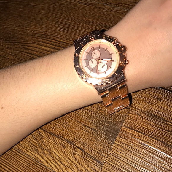 Jewelry - Rose gold adjustable watch